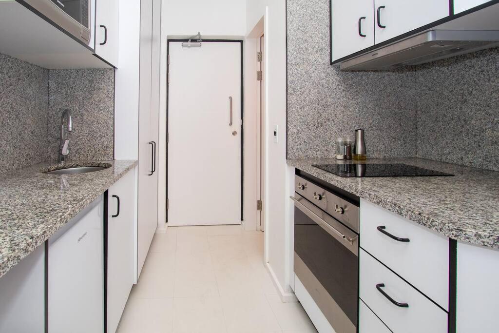 406 Flamingo, Sea Point Apartment